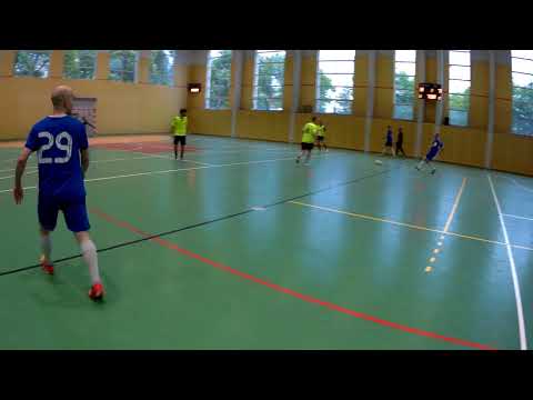 StrefaFutbolu.pl: OIRP Warszawa - Hardcore Team (2.1)