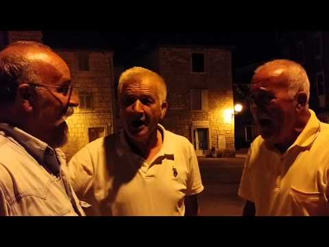 "Laku Noch'" ('Good Night') Stari Grad Klapa song