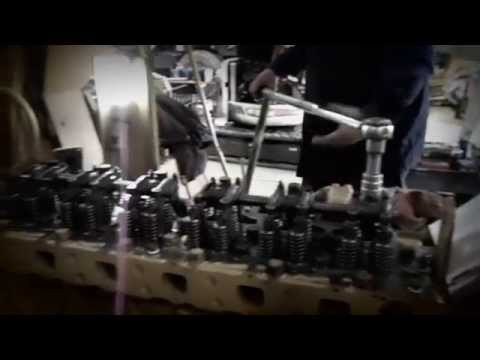 CAT Diesel Engine Assembly, In-frame, pistons up.