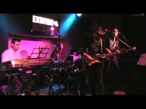 Hollowblue - Always crashing in the same car (David Bowie cover) (Live @ ExWide)