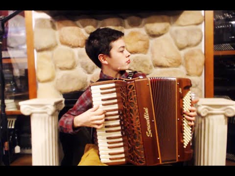 SERESOLO3496MW - Mahogany Serenellini Solo Piano Accordion LMM 34 96 $5999