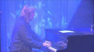 The Other Side Of Rick Wakeman (2006) Part 6- Life On Mars