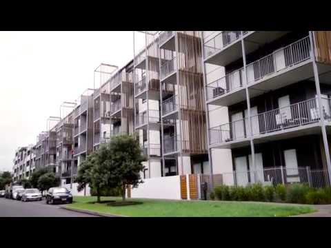 404/4 Bluegrey Avenue - John Q