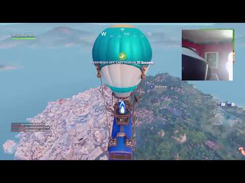 Fortnite on VR headset