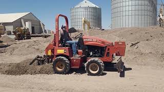 Escavadora de valas Ditch-Witch DITCH WITCH RT45 a venda - Imagem 4 | Machineryline PT Escavadora de valas Ditch-Witch DITCH WITCH RT45 | Imagem 4 - Machineryline
