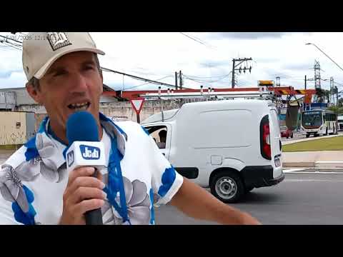 O jornal do bairro recebeu muitas reclamações