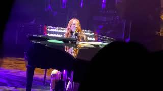 Tori Amos “Daisy Dead Petals” -London, Royal Albert Hall 3rd April 2023