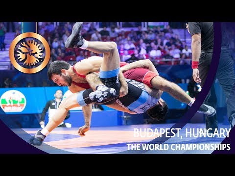 BRONZE GR - 55 kg: N. HAKHOYAN (ARM) v. E. OZTURK (TUR)