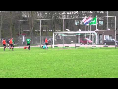 Opjestropdas.nl 11 april 2015 DSO Ultrajectum 2  - VV De Meern 8 com 3-2 Redding Hans