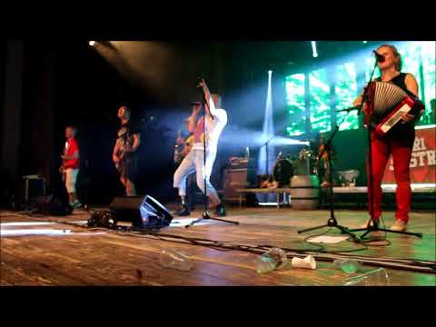 Alkehol a Tři sestry (10. listopadu 2017)