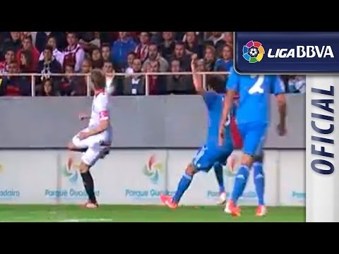 Gol de Bacca (2-1) tras el gran control de Rakitic - اشبيلية ريال مدريد - HD