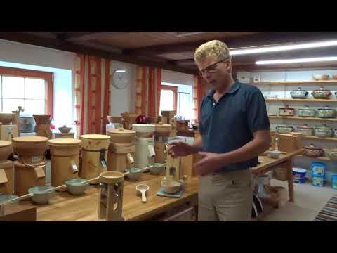 Händische Flockenquetsche, freistehend mit Sockel - nur bei uns!