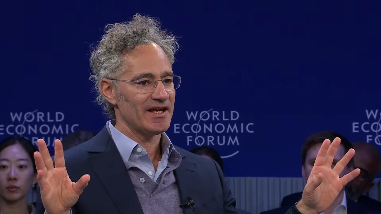 Palantir 執行長 Alex Karp：AI 會消滅人文科系的工作，大規模移民將變得多餘