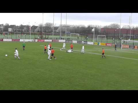 3 dec 2011 VV De Meern B1 - DSO B1 com 1-4 toneelspel van nr 5 DSO