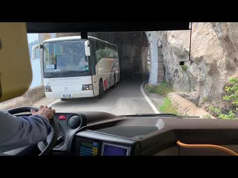 Amalfi Coast Italy Bus Driving Skills 🇮🇹