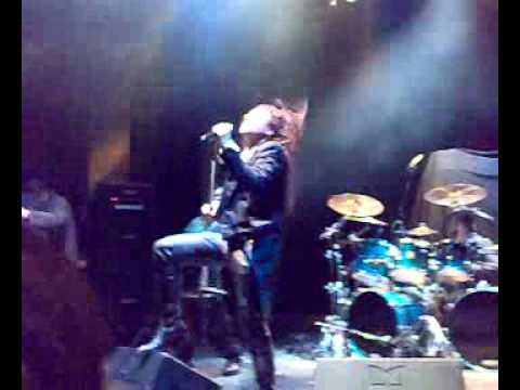 Andre Matos - Nothing To Say (Live)  (with André Hernandes SOLO)
