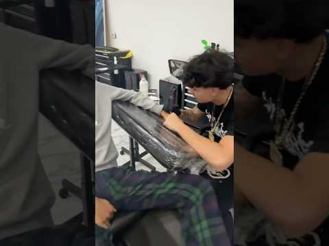 #youcantfindalex #edgar #alex #chino #guapo #tiktok #trending #fypage #fypシ゚ #funny #tattoo