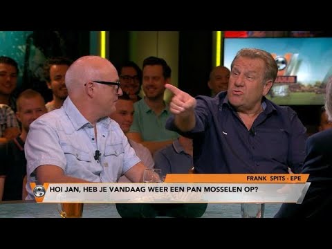 HAHA! "Jan wilde een bitterbal pakken, maar pakte een augurk"  - VI ORANJE BLIJFT THUIS