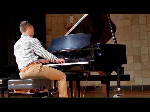 Szueletésnapi rondó Piano Performance Video