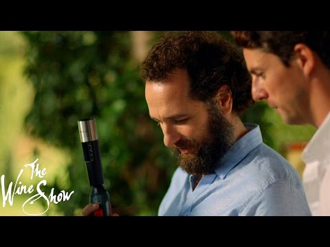 How To Open A Bottle Of Wine With A Screwdriver - The Wine Show
