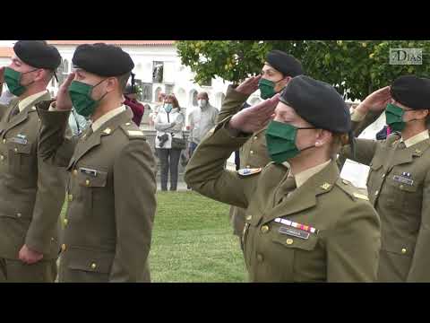 LA BRIGADA EXTREMADURA XI RINDE HOMENAJE EN BADAJOZ A LOS CAÍDOS