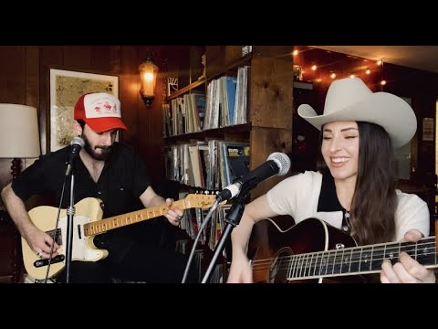 Tommy Ash | Close Up The Honky Tonks