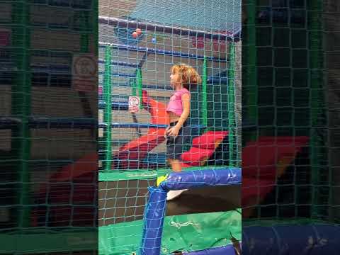 PIRUETAS EN CAMA ELÁSTICA ( PARTE 2)