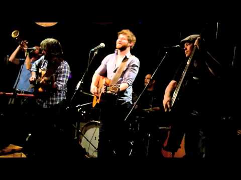 Dan Mangan live at communitea cafe - Some People