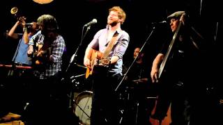 Dan Mangan live at communitea cafe - Some People