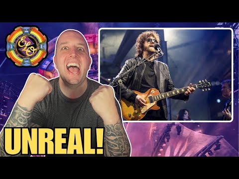 FIRST TIME Hearing Electric Light Orchestra - Livin' Thing (Wembley Or Bust 2017) || So Incredible!!