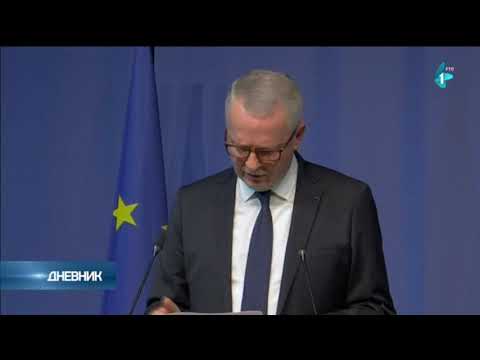 Makron se danas obraća naciji