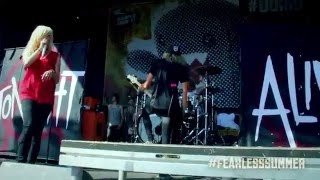 Tonight Alive - "The Ocean" Live (Warped Tour 2013)