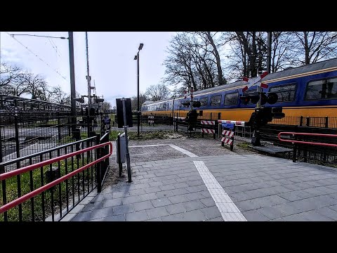 ICMm blasting through the sequenced barriers of Ermelo - Showcase / Fly-by -