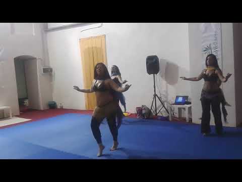 A.I.Di.Bio.  Bari Benessere a San Nicola 2015   Lezione di DANZE ORIENTALI   Marilena De Litteriis