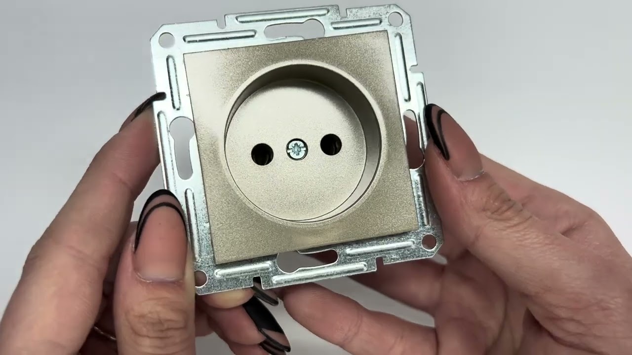 Розетка одинарная б/з SCHNEIDER Asfora бронза EPH3000169