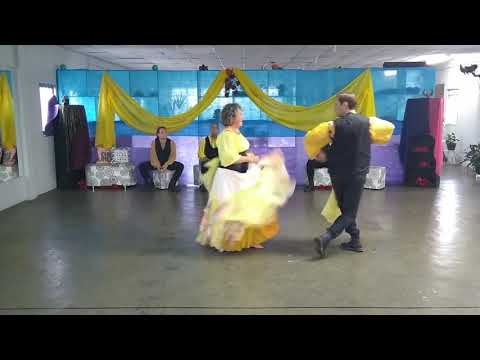 Rosas e Punhais - Vivir Chico Castilho