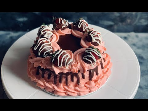 Strawberry Chocolate Cake Tutorial