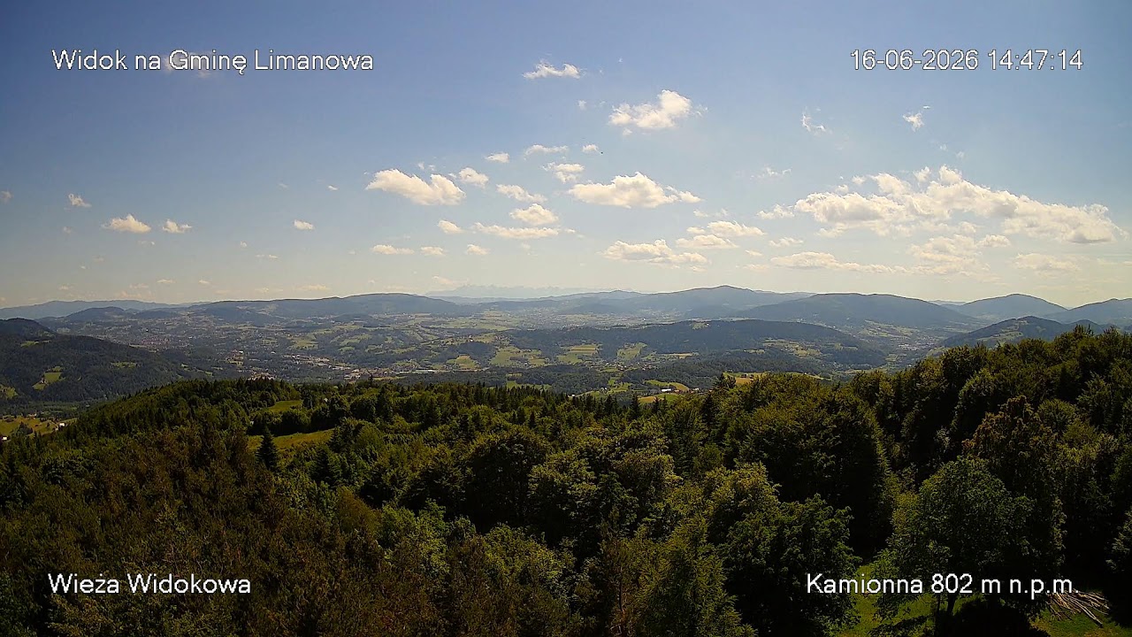 Live webcam view of Kamionna Summit Panoramic Viewing Tower