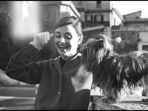 Audrey Hepburn Interviewed by Arne Weisse (1958)