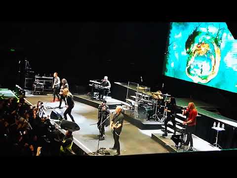 AVANTASIA - Starlight feat Ronnie Atkins (Chile 2019)