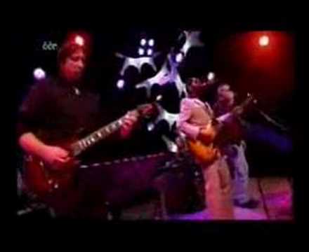 download lagu mp3 mp4 Ronny Mosuse Allemaal Anders, download lagu Ronny Mosuse Allemaal Anders gratis, unduh video klip Ronny Mosuse Allemaal Anders