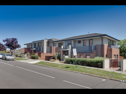 216 Burwood Highway, BURWOOD – Apartment tour of Large Studio  by Student Housing Australia
