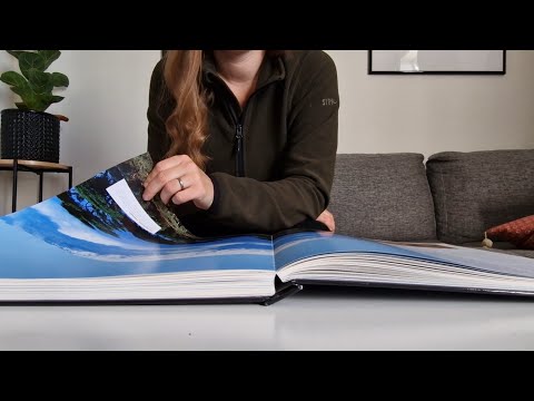 ASMR | Squeezing page turning with finger licking