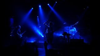 Warpaint - Intro &amp; Keep it healthy (Blondie, Chile, Agosto 2015)