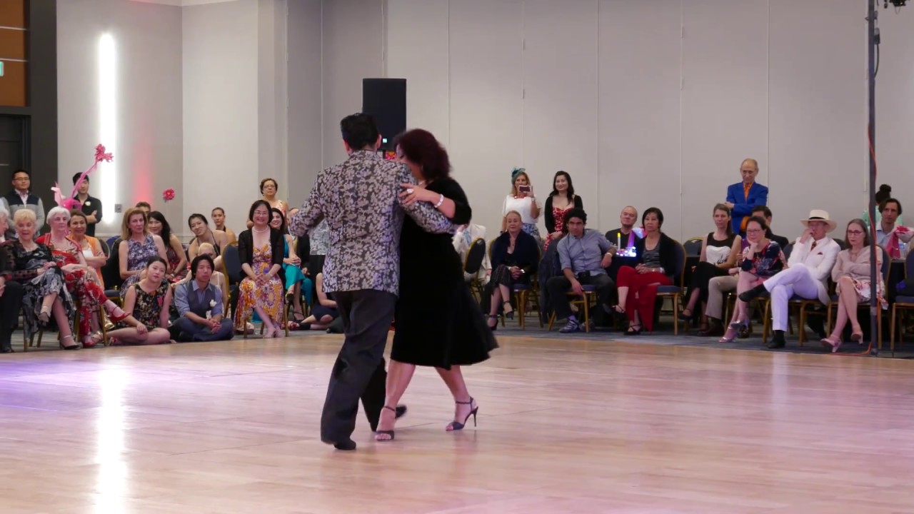 Leonardo Sardella and Graciela González at Nora's Tango Week 2017 June 30 Milonga Demo 2/4