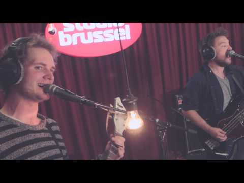 Studio Brussel: Polaroid Fiction - Satisfied (Live)