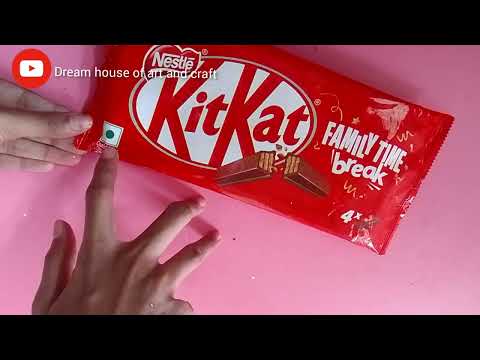 unboxing of 4× kitkat party pack