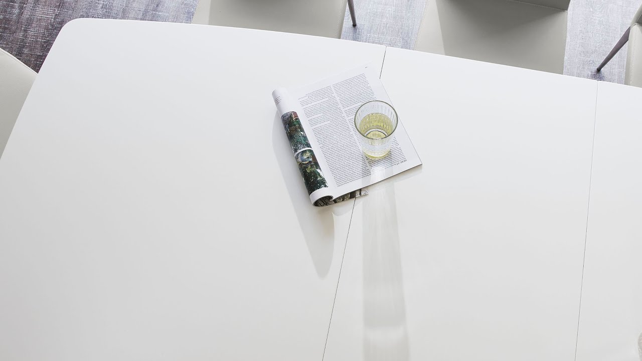 Assi White Gloss Extending Dining Table