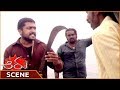 Aaru Movie Surya Destroys Ashish Vidyarthi S Brother Hand Surya Trisha Shalimarmovies