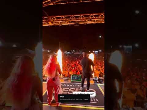 Alessandro Costa e Yara Tchê cantando Nua em Coelho Neto-MA | Central dos Desejeiros